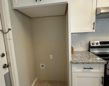 10734 Braewick Drive - Photo Thumbnail 6