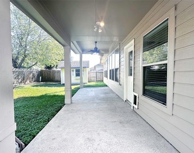 3307 Raintree Village Drive - Photo Thumbnail 25