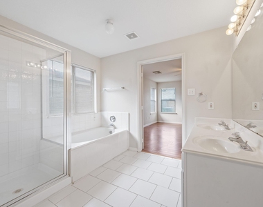 3827 Alder Pass Court - Photo Thumbnail 22