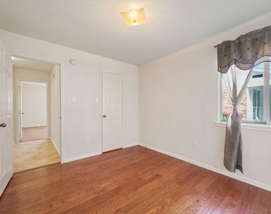 3827 Alder Pass Court - Photo Thumbnail 31