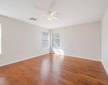 3827 Alder Pass Court - Photo Thumbnail 19