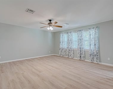 8110 Bent Oak Lane - Photo Thumbnail 34