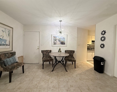 5861 Inwood Drive - Photo Thumbnail 4