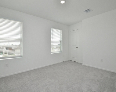 6839 Lantana Leaf Lane - Photo Thumbnail 9