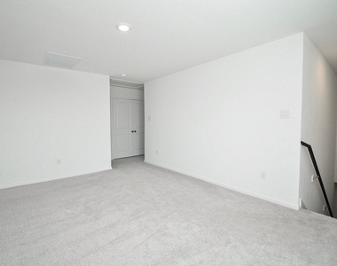 6839 Lantana Leaf Lane - Photo Thumbnail 10