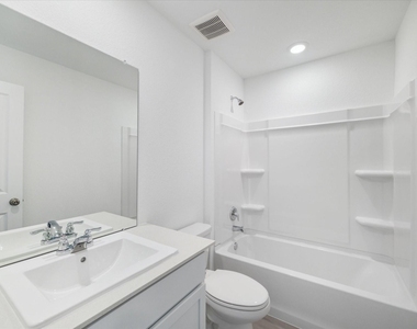18246 Via Aurelia Drive - Photo Thumbnail 11