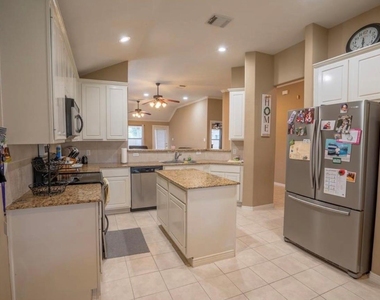 16706 Camber Court - Photo Thumbnail 3