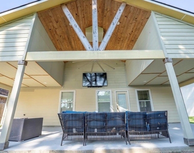 16706 Camber Court - Photo Thumbnail 13