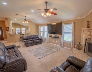 16706 Camber Court - Photo Thumbnail 6