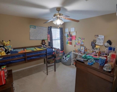 16706 Camber Court - Photo Thumbnail 9