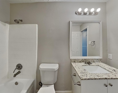 9606 Yearling Circle - Photo Thumbnail 15