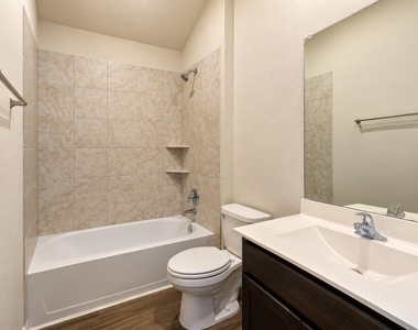 2903 Arbors Edge Court - Photo Thumbnail 10