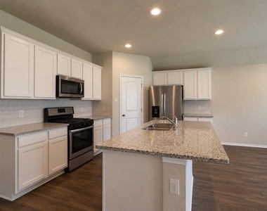 2903 Arbors Edge Court - Photo Thumbnail 3