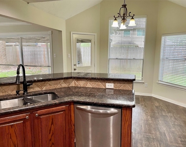 2216 Westminister Street - Photo Thumbnail 9
