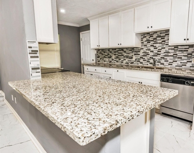 481 County Road 2084 - Photo Thumbnail 8