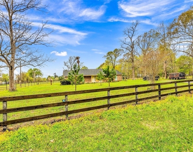 481 County Road 2084 - Photo Thumbnail 2