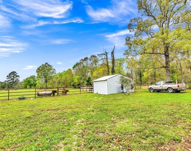 481 County Road 2084 - Photo Thumbnail 16