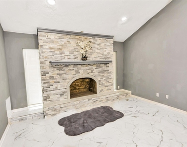 481 County Road 2084 - Photo Thumbnail 5