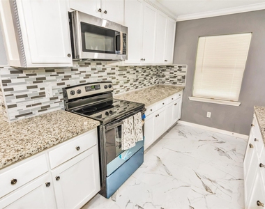 481 County Road 2084 - Photo Thumbnail 11