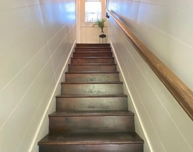 4705 Park Drive - Photo Thumbnail 17