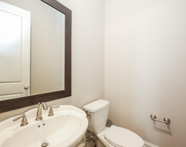 8822 Lakeshore Bend Drive - Photo Thumbnail 37