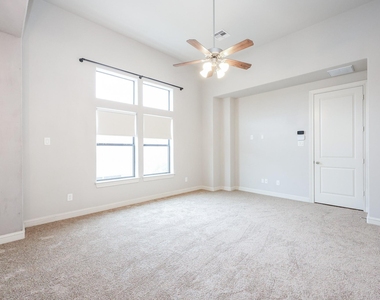 8822 Lakeshore Bend Drive - Photo Thumbnail 20