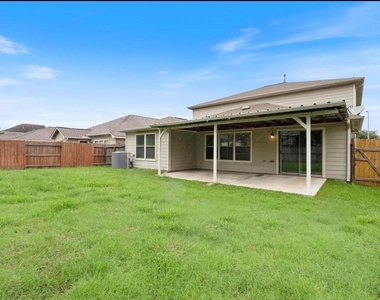 16119 Peach Bluff Lane - Photo Thumbnail 22