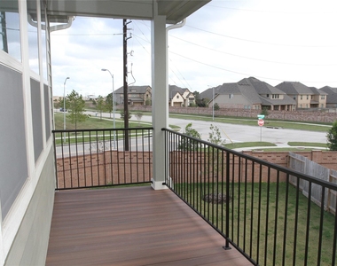 12102 La Strada Street - Photo Thumbnail 14