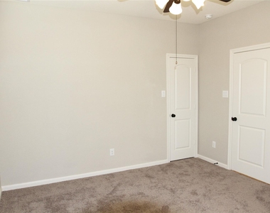12102 La Strada Street - Photo Thumbnail 23