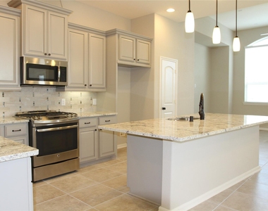 12102 La Strada Street - Photo Thumbnail 9