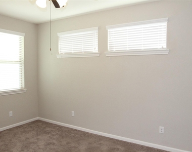 12102 La Strada Street - Photo Thumbnail 25