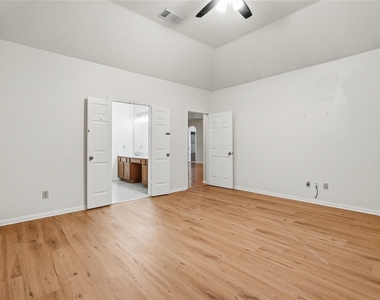 14203 Torrey Forest Drive - Photo Thumbnail 18