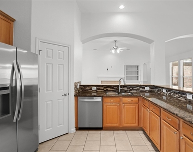 22 Colewood Court - Photo Thumbnail 8
