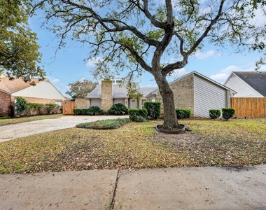 12303 Shelwick Drive - Photo Thumbnail 5