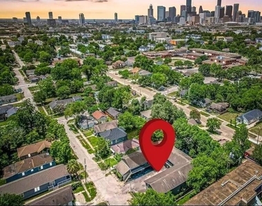 2819 Berry Street - Photo Thumbnail 7