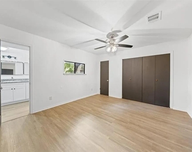 3201 Creel Court - Photo Thumbnail 20