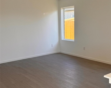 26507 Pampas Grass Lane - Photo Thumbnail 19