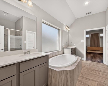 10735 Lacaille Lane - Photo Thumbnail 35