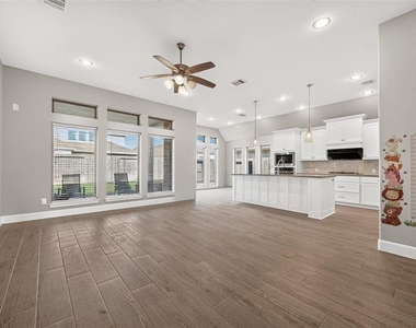 10735 Lacaille Lane - Photo Thumbnail 10