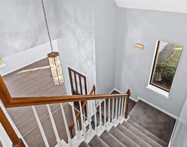 18227 Longmoor Drive - Photo Thumbnail 7