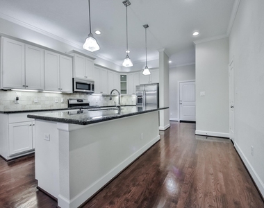 5337 Kansas Street - Photo Thumbnail 8