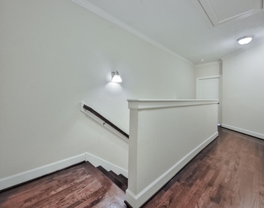 5337 Kansas Street - Photo Thumbnail 16