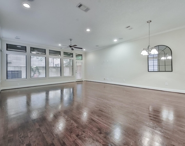 5337 Kansas Street - Photo Thumbnail 12