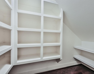 5337 Kansas Street - Photo Thumbnail 32