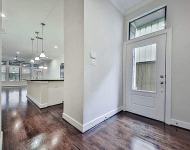 5337 Kansas Street - Photo Thumbnail 5