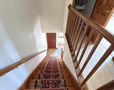 233 South - Photo Thumbnail 14