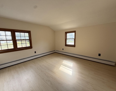 233 South - Photo Thumbnail 19