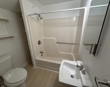 233 South - Photo Thumbnail 23