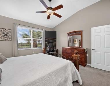 3021 Meandering Way - Photo Thumbnail 27