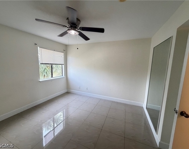 2929 Winkler Avenue - Photo Thumbnail 5